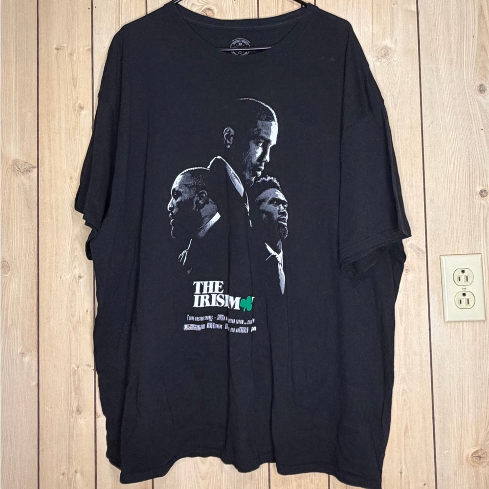 Black Boston Celtics Men’s Short Sleeve Graphic Tee